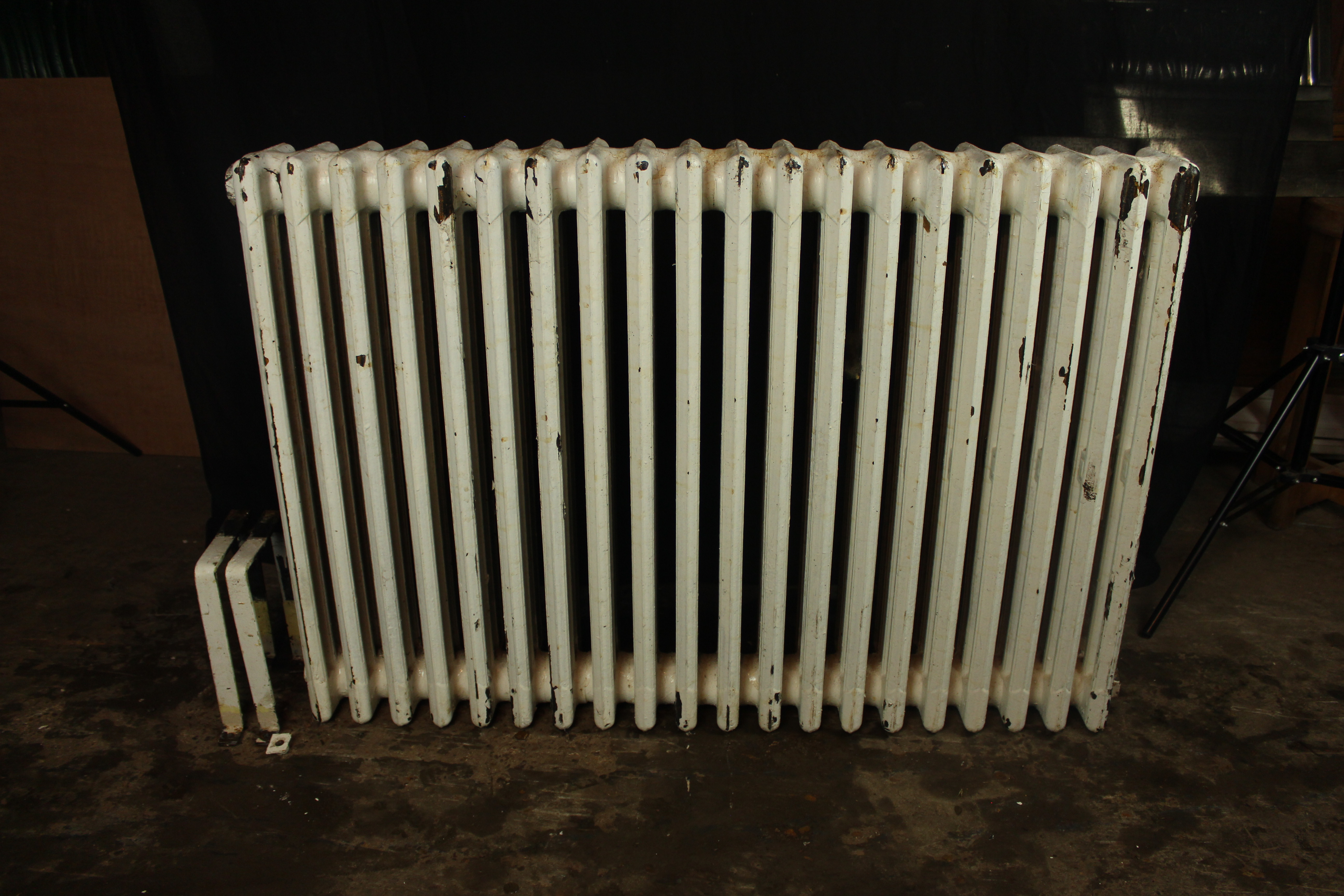 Cast Iron Radiator Ref 24 A and D Reclaim