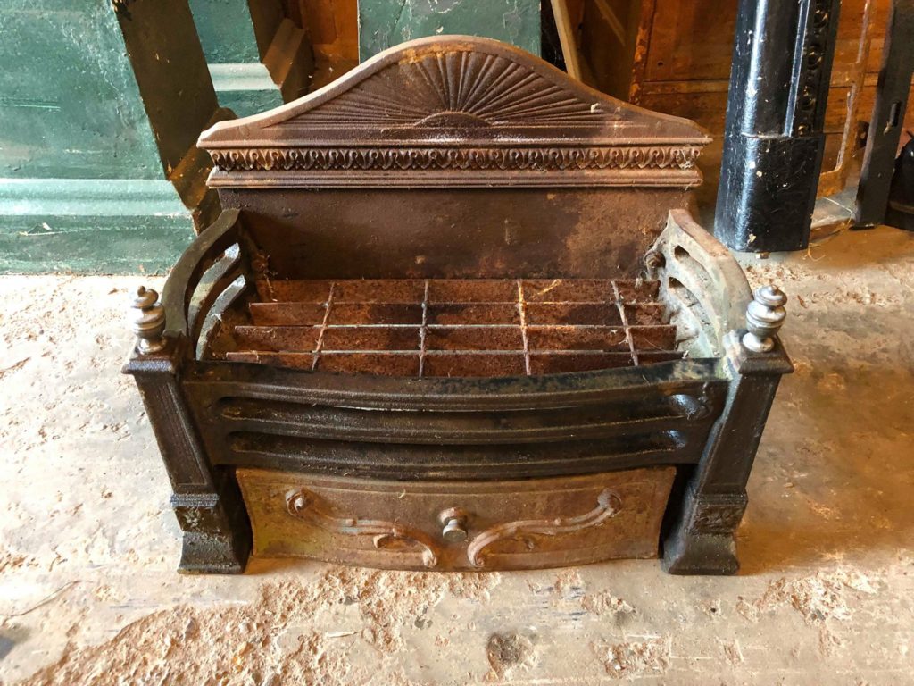 Cast Iron Fire Grate A and D Reclaim