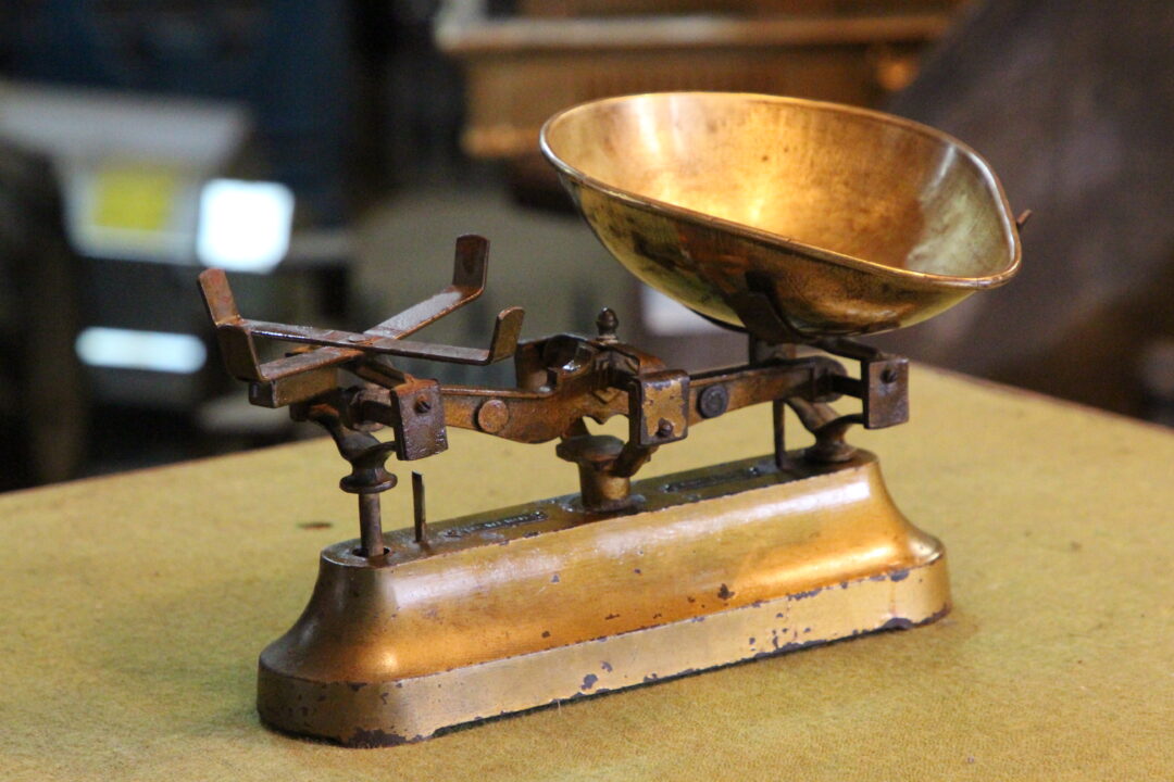 Vintage Weighing Scales - A and D Reclaim