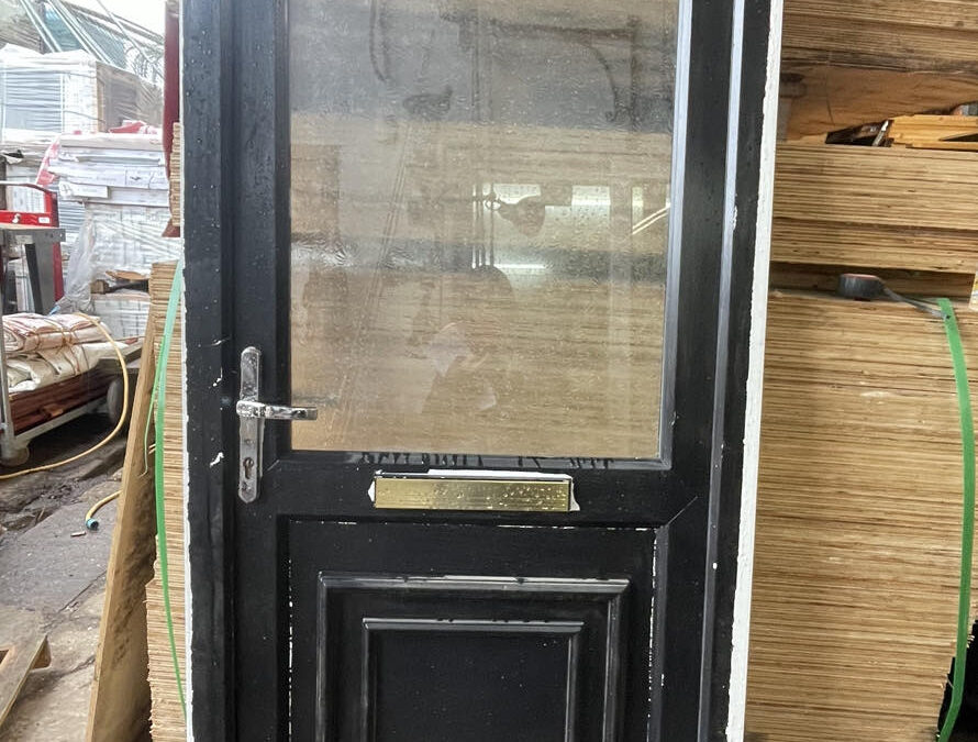Ref D3 : Reclaimed UPVC Front Door 900 x 2045